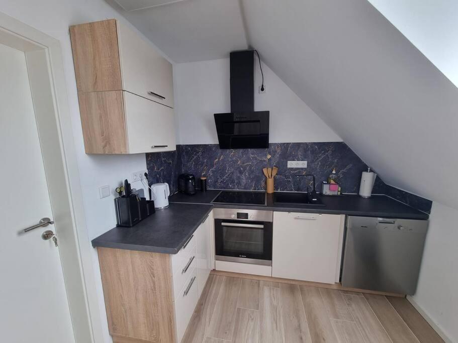 New & Modern Apartment Near Duesseldorf Willich Exterior photo